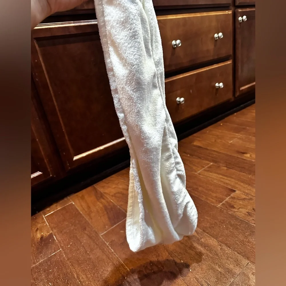 Turbie Twist White Hair Towel Turban Wrap